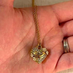 Juice couture gold heart necklace!
